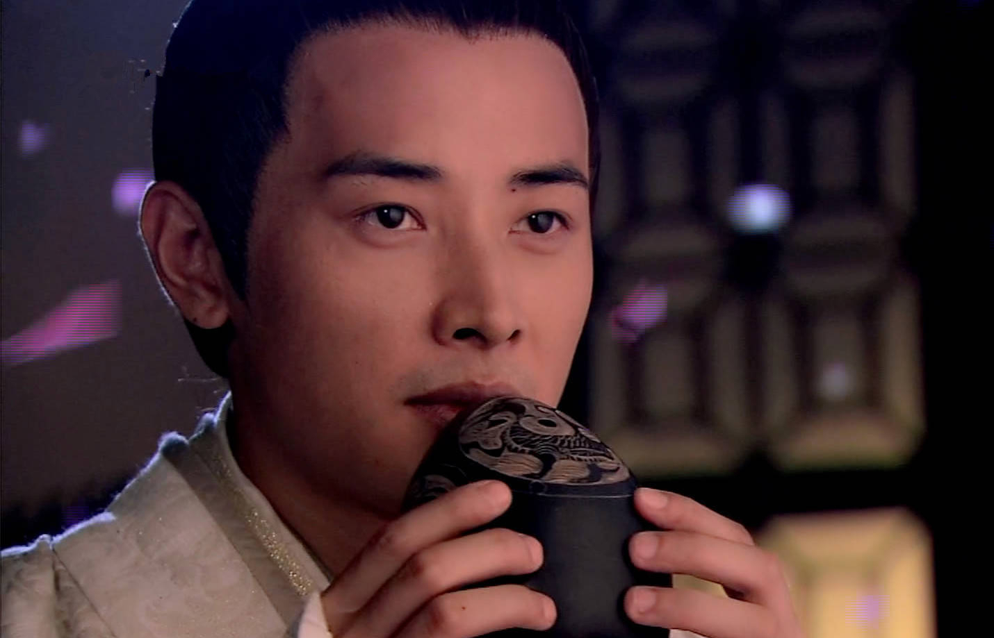 我可能是最后一个写《鹤唳华亭》的影评人，是该正视罗晋的演技了