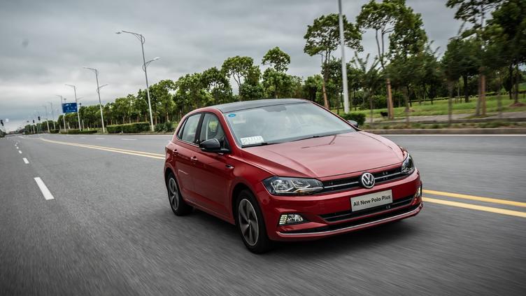 年轻人第一辆,时尚小型车!大众polo plus/丰田威驰/致炫怎么选