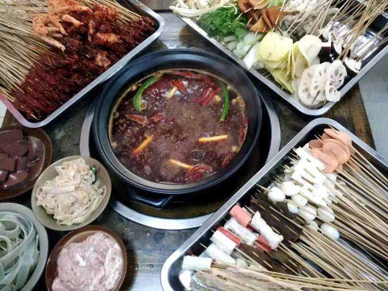 正宗四川麻辣烫的做法及配料（正宗麻辣烫的秘制配方比例）