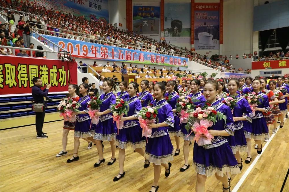 广西蓝球为什么没有cba球队(广西篮球史话——曾经闹出笑话，正在默默崛起)