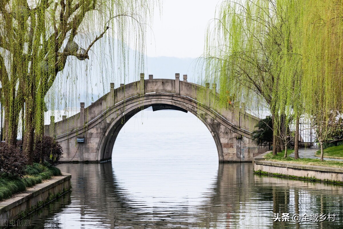 天下美景，人们首先想到的一定是西湖，你知道西湖十景有哪些吗