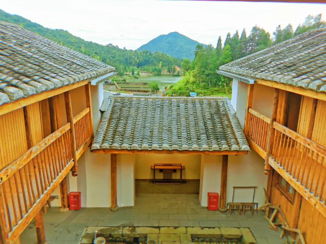 「宁德寿宁·梦龙天池」夏日避暑民宿，睡进湖光山色里