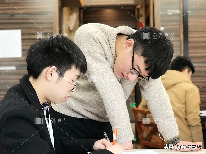 武汉艺术生文化课培训班排名：高考复读班高考复读学校排名