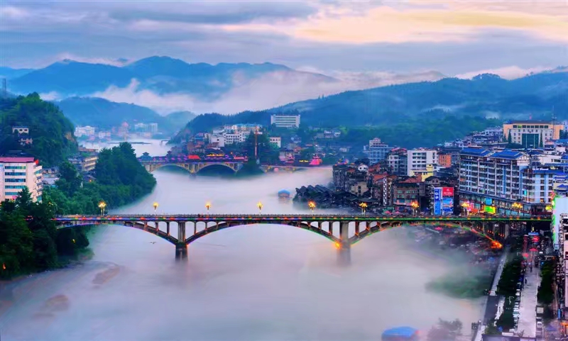 从“清清白白”到“六清一白”，这个小县教育为什么这么牛？