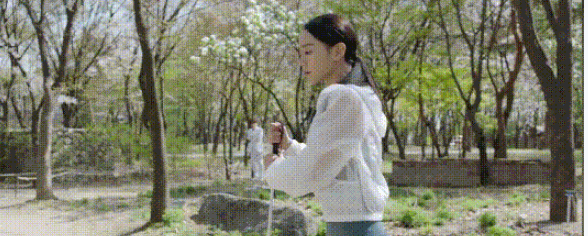 韩国电视剧天使(韩国收视女王新剧！失明女主因为车祸恢复视力，但腿又站不起来了)