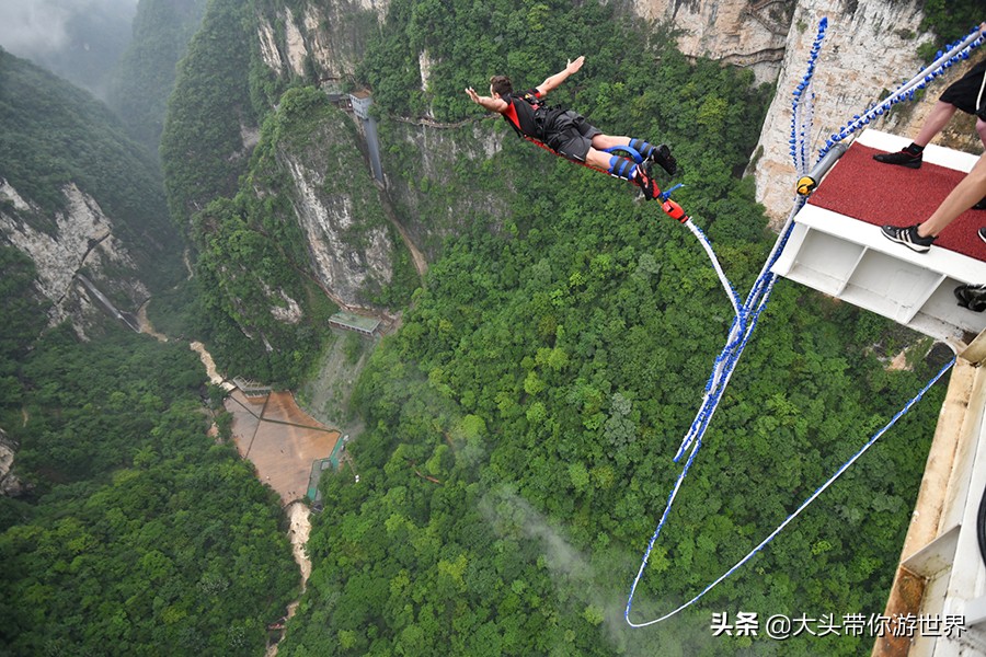 宁波凤凰山蹦极图片