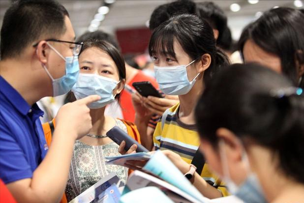 高考满分考生被清华录取，立志成为芯片人才，为何会有900分？