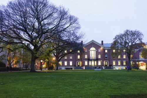 选校指南：美国TOP50名校第十四，布朗大学：“最会玩”的常春藤