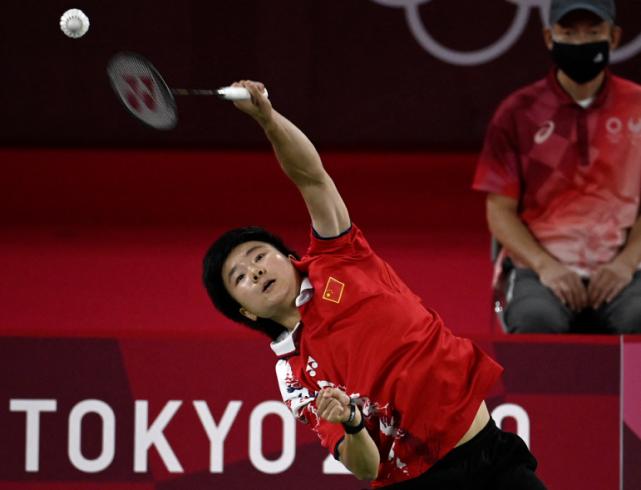 日本羽毛球再遭重创！被中国队3连斩，夺冠热门出局，只剩1人