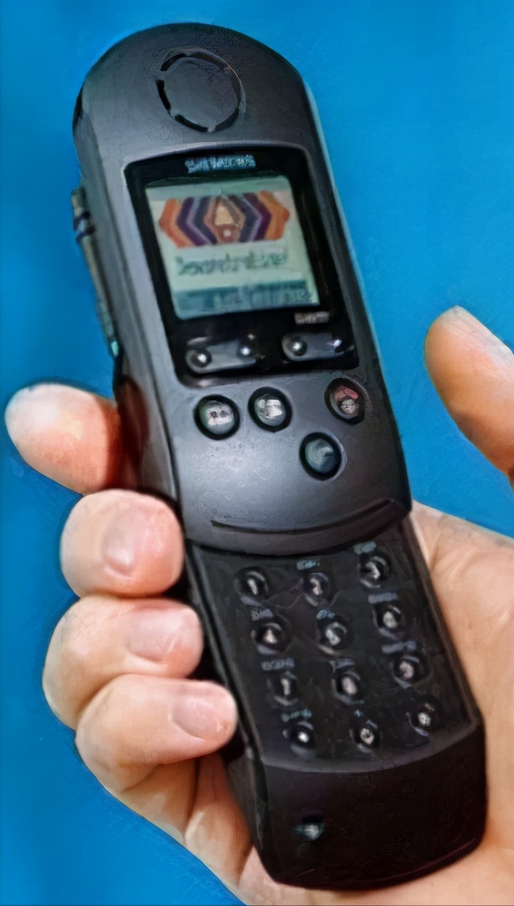 1998年第一款双频手机-诺基亚6150,内置游戏手机-诺基亚6110,业界首款