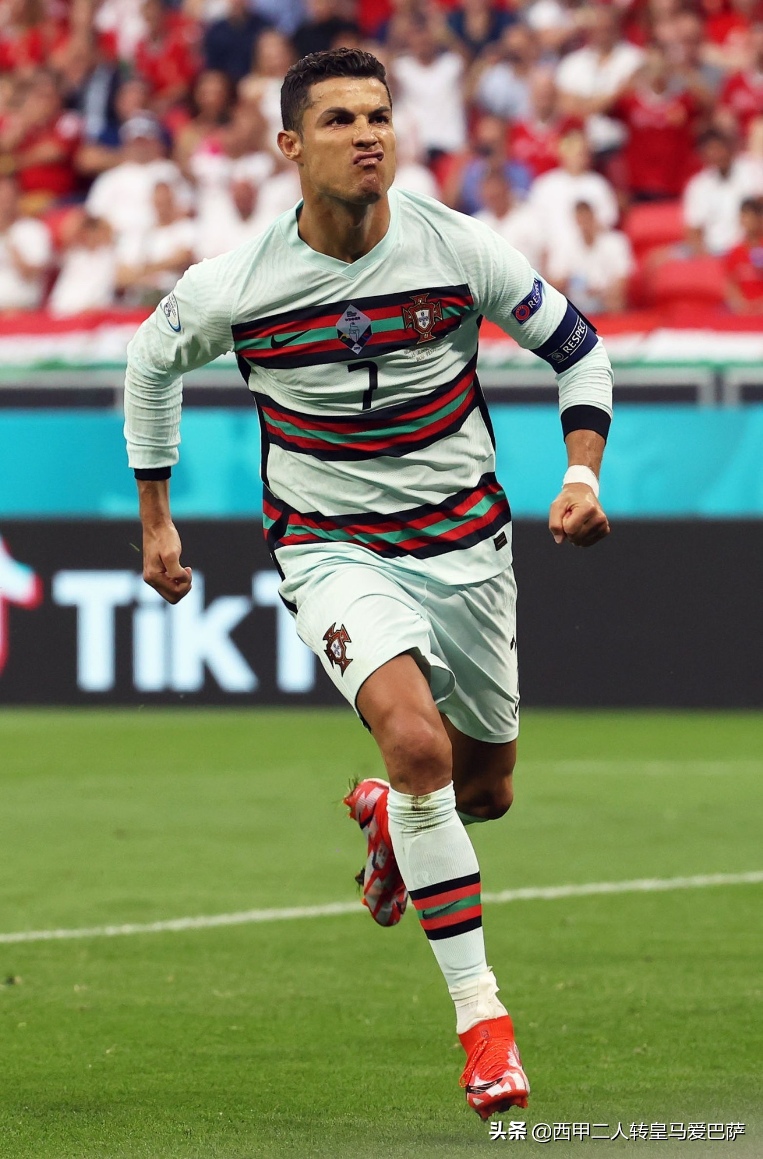 c罗俄罗斯世界杯霸气表情(梅开二度!