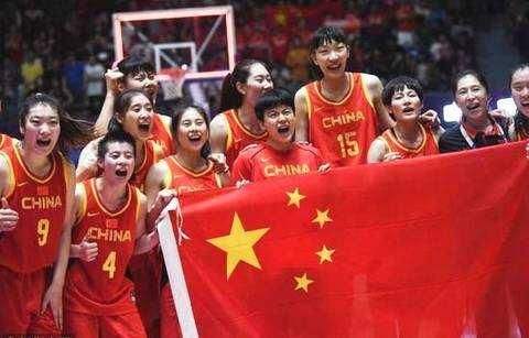 中国女篮世界杯对加拿大女篮(18年世界杯惊天大逆转加拿大队！中国女篮，国人骄傲。)