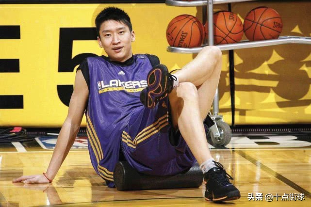 孙悦nba生涯（NBA生涯仅28分钟，孙悦退休后每月可以从湖人队领到多少钱？）