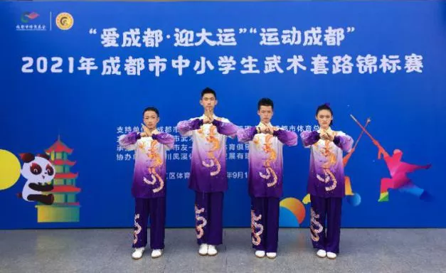 全市唯一！实外五龙山李俊校长参加《武林后浪》节目开机仪式