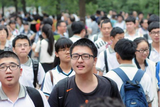 为何有的大学，既招“一本”也招“二本”，学生考的到底是几本？