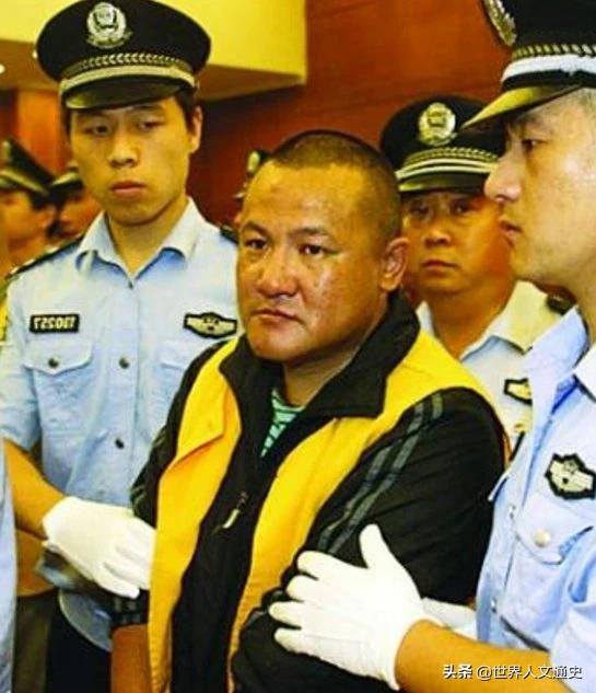 《征服》刘华强原型:石家庄悍匪张宝林有多狠?手拿猎枪对峙警察