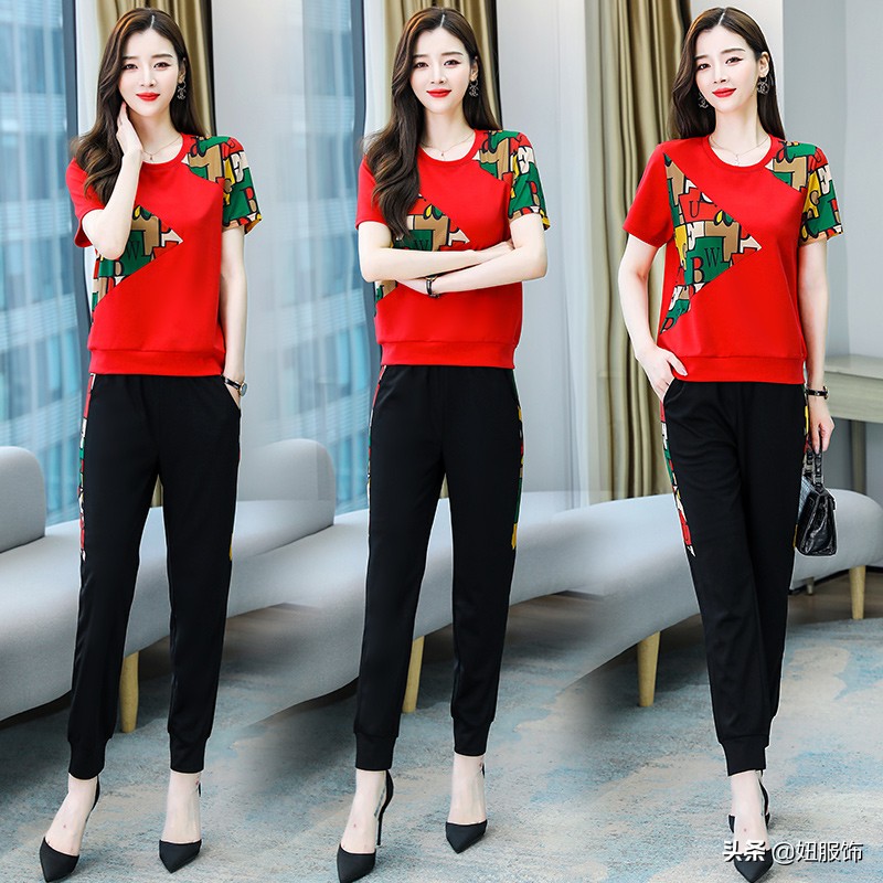 连帽休闲减龄拼色套装，休闲运动风，名媛气质，穿出别样的美