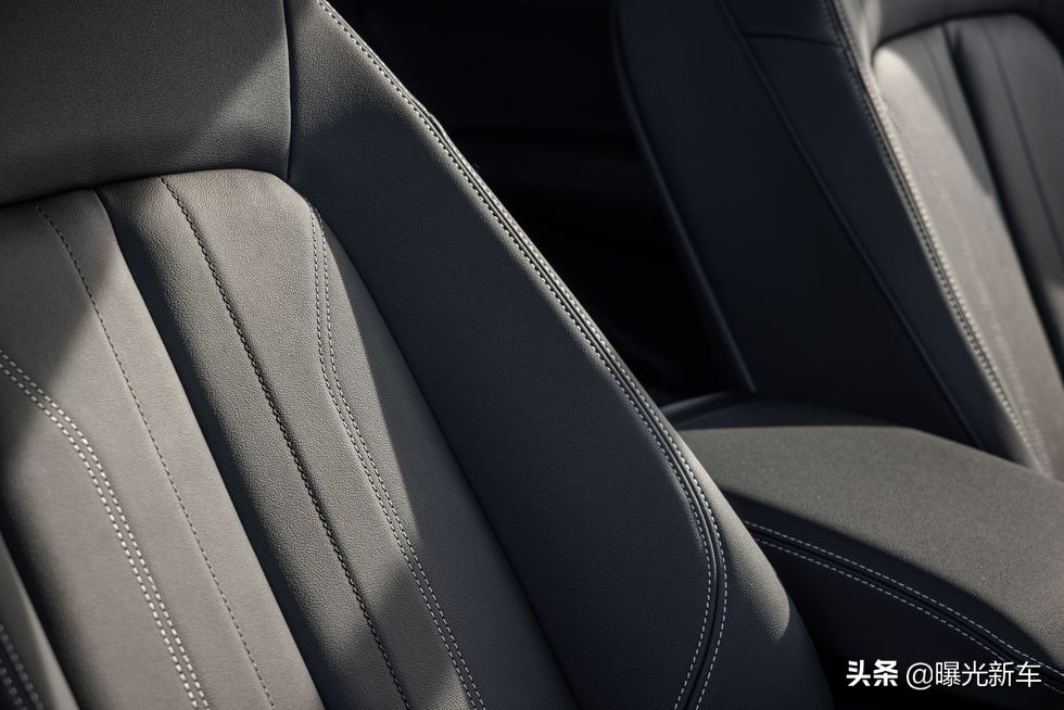 奥迪Q5和Q5 Sportback，2021款，新车上市