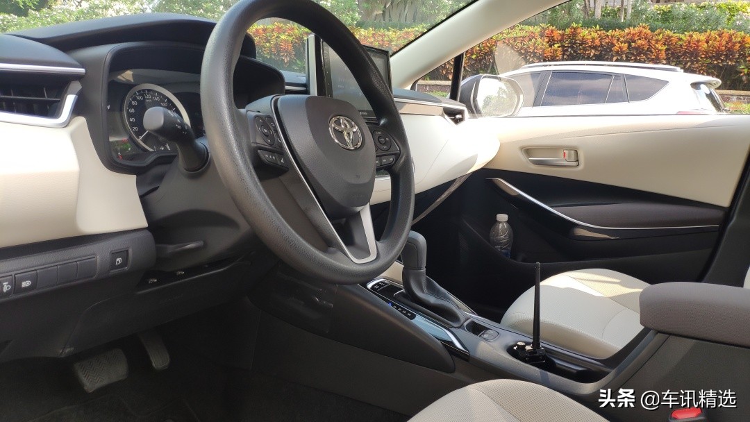 试驾全新卡罗拉 | 全球卖得最好的车到底好不好开？