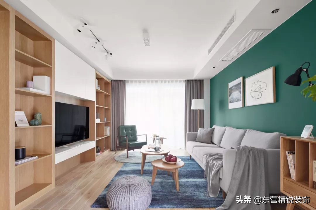 31款墨绿色背景墙装修效果图，不同区域墨绿色墙面效果