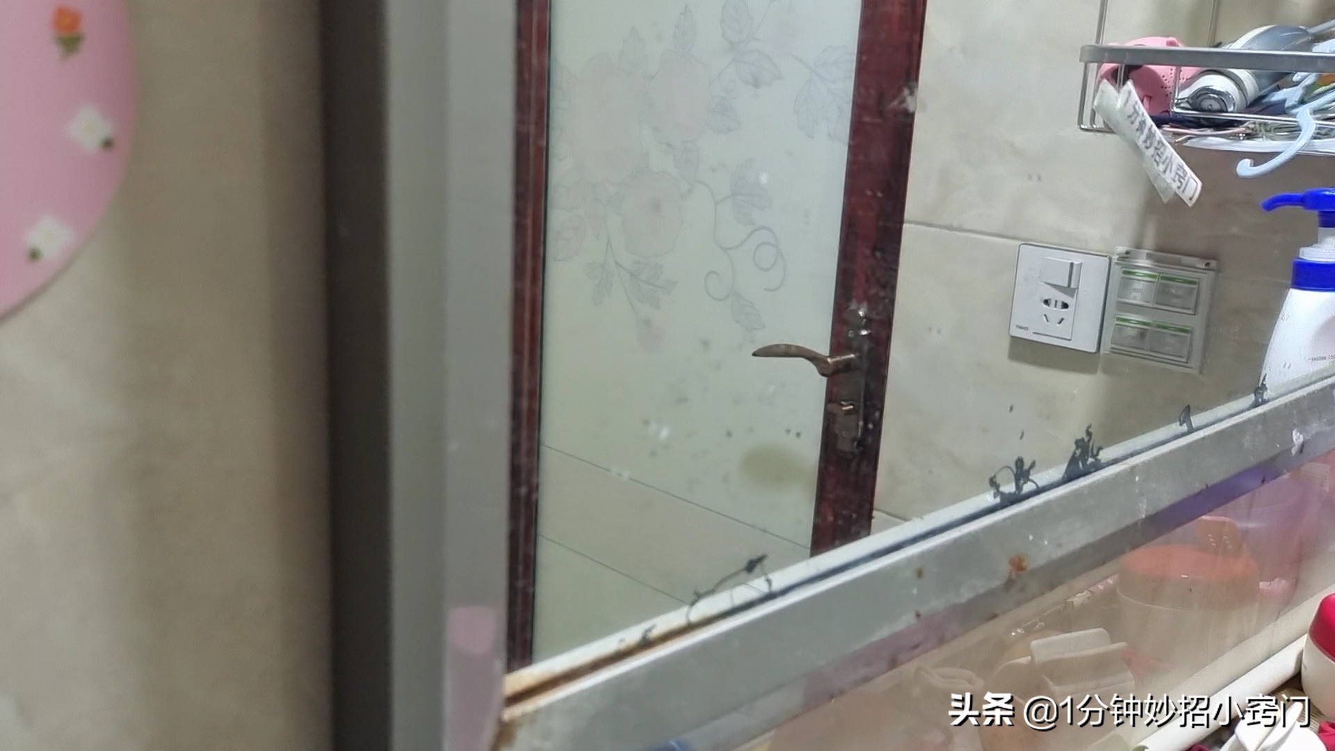单面镜原理（一文详解单面镜和双面镜的区别）