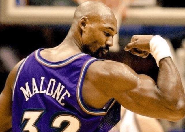 nba球員為什么用肘子（NBA球星肌肉很非人類，但跟橄欖球這群“怪物”比 那就是弟弟）