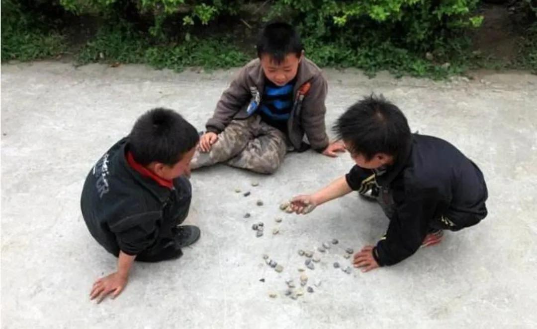 70后童年游戏 其乐无穷——祖国生日 回忆童年 爱国情浓（三）