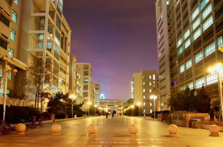 高考毕业走进大学丨盘点青岛有哪些好大学——中国石油大学