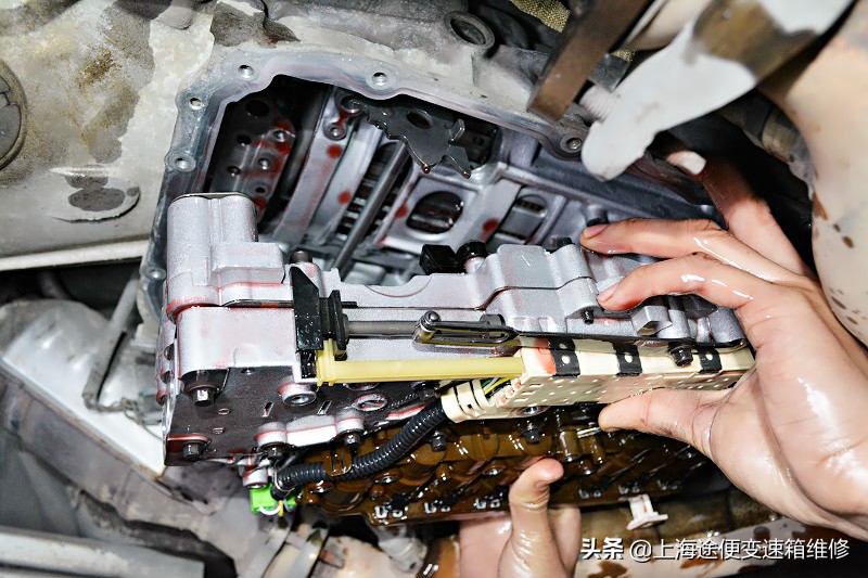 讲述,凯迪拉克cts,变速箱6l45,电脑常见故障问题,维修总结