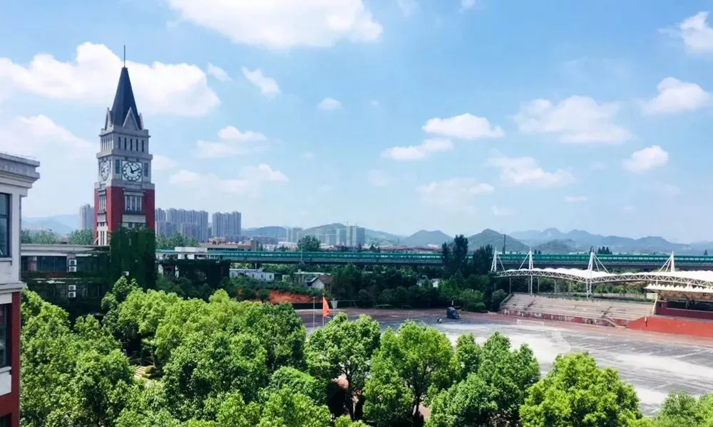 成绩耀眼！杭州各国际学校21届升学情况汇总