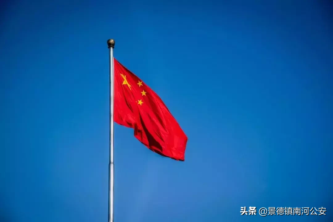 100句经典爱国诗词，你的爱国精髓都在这里！