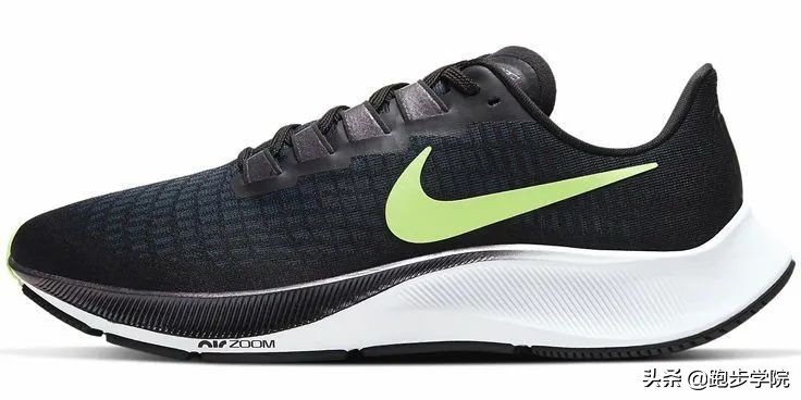 nike跑鞋性价比之王（耐克跑鞋哪个系列最好）