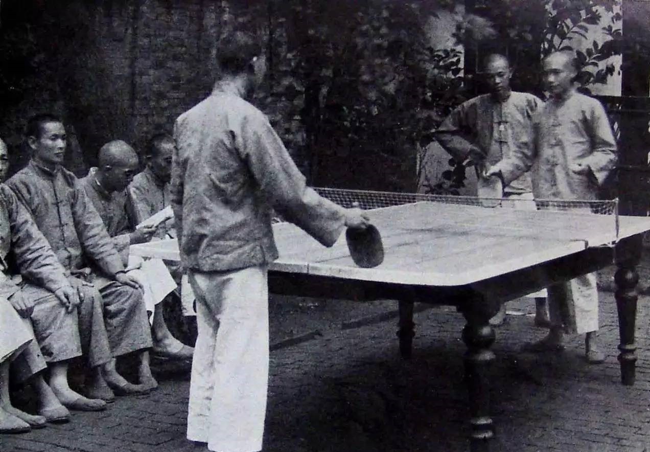 是谁把乒乓球引入中国(乒乓小百科·第一次把乒乓球引入中国的，是这位清朝的文具店老板)