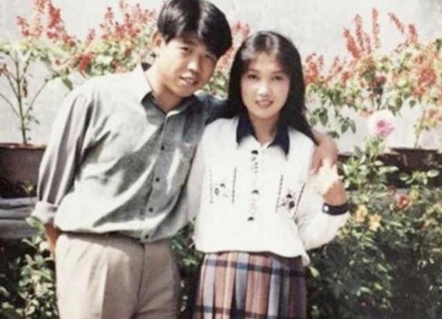 爸妈颜值高是啥体验？20年前的旧照，告诉你什么是“惊艳了时光”