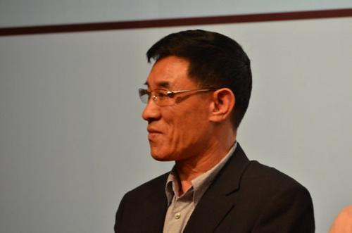 比起杜志国3婚出轨圈外人，相爱42年杜源夫妇被称为“神仙眷侣”