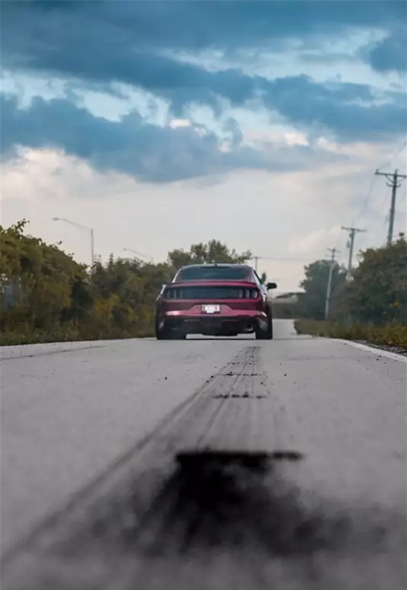 一台“保持原汁原味”“特立独行”的福特野马Mustang GT !