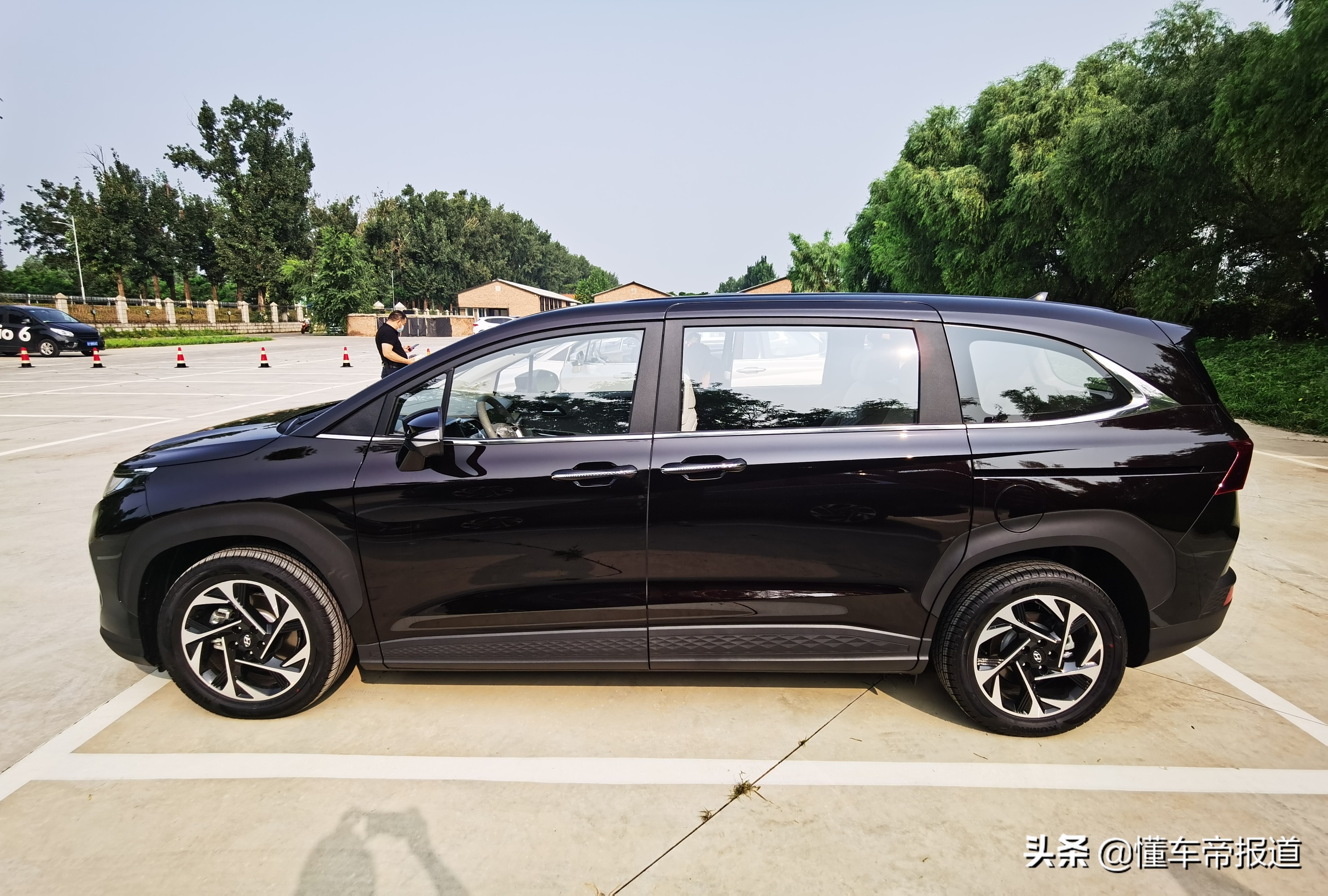 新车｜奥德赛新对手？北京现代首款MPV库斯途正式亮相，两种动力