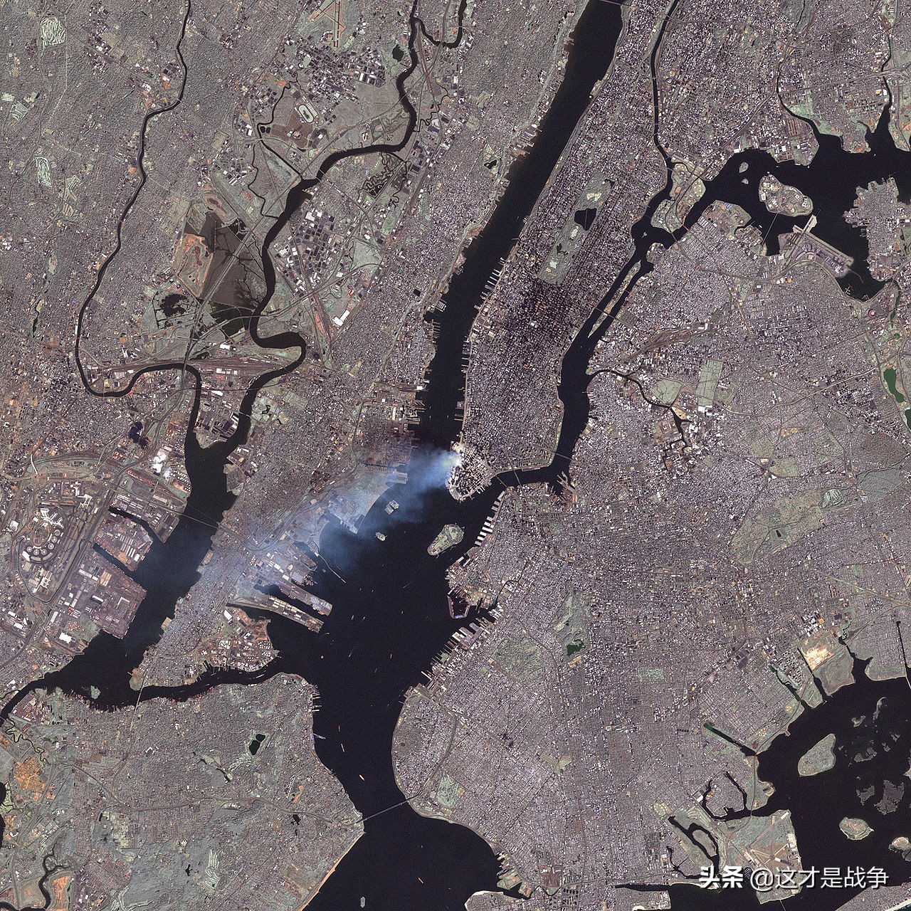 回顾当年的911事件，到底有多严重，能吓坏了全美国