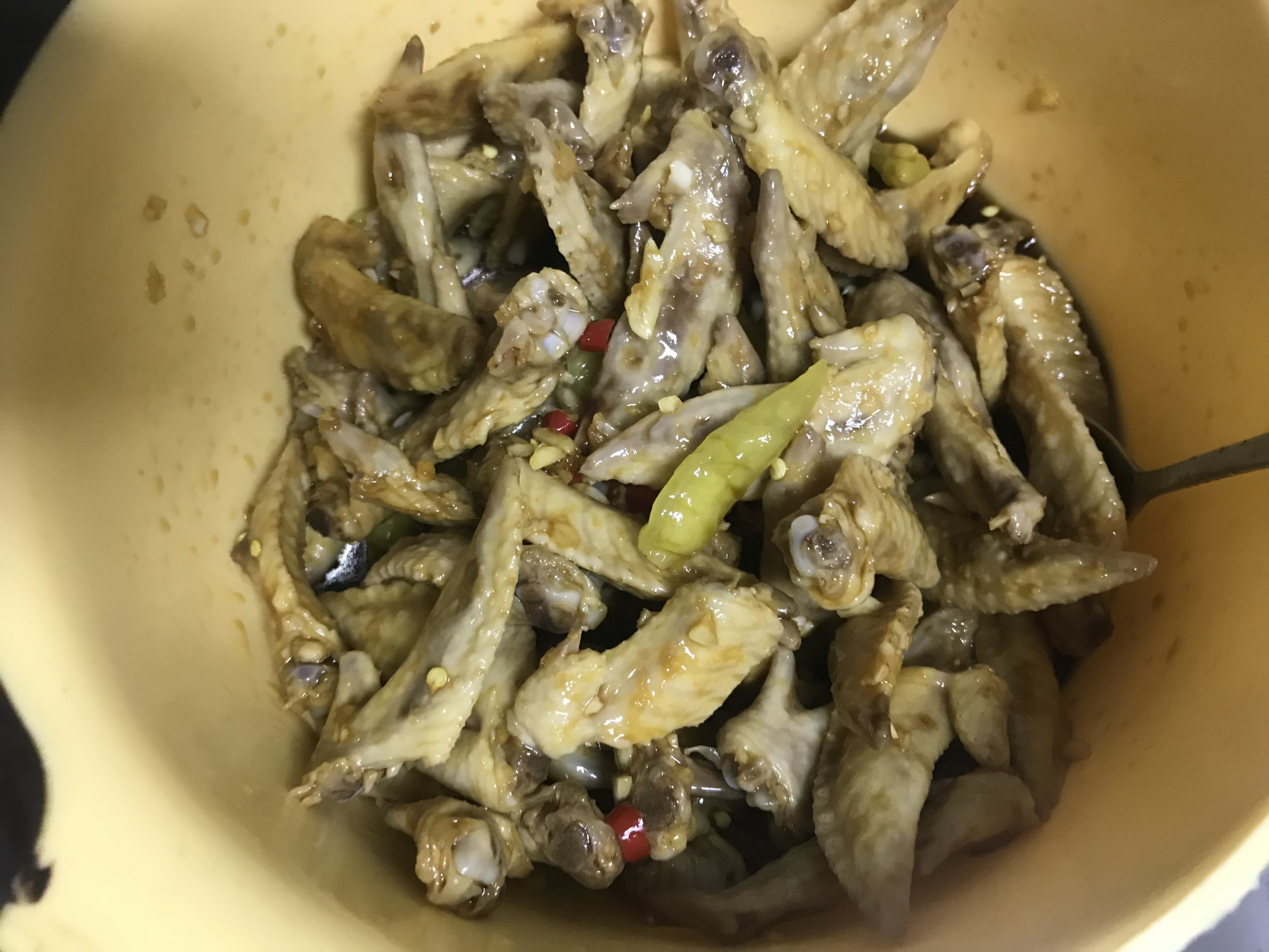 图片[11]-【酸辣鸡翅尖】做法步骤图 走红朋友圈 网友：这吃法太爽了-起舞食谱网