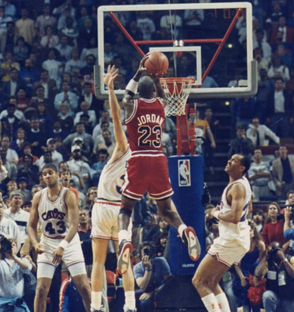 nba十佳球集錦（一球奪冠！盤點NBA季后賽最偉大的十個進球：前三名無爭議）