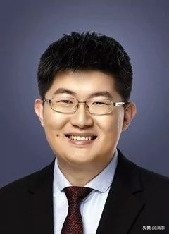 北航博士退学搞矿机，将敲钟纳斯达克，成美股“区块链第一股”