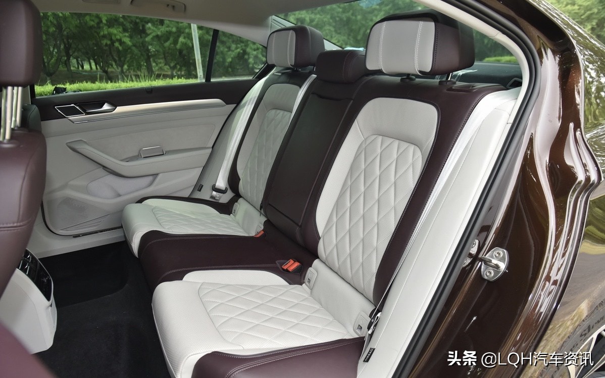 手握25万，首选奥迪A4L呢？还是选择迈腾、帕萨特好？