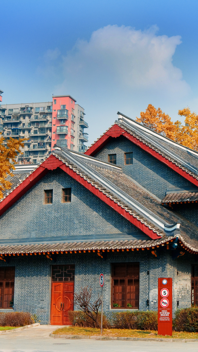 你的理想大学，终于被做成了手机壁纸