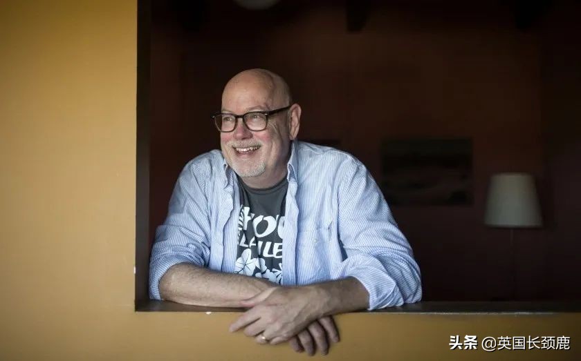 全部脱掉！英国赤裸主义兴起，以后再也不用洗衣服了？