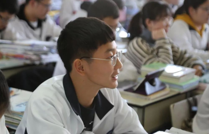 高中三年，每个阶段考多少分才算正常？资深教师说出答案