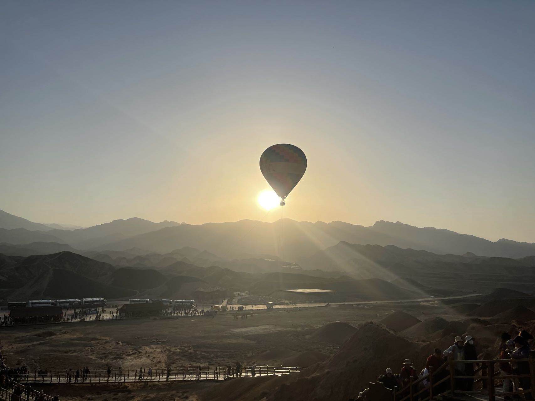 西部之旅（七）领略世界地质公园七彩丹霞之美