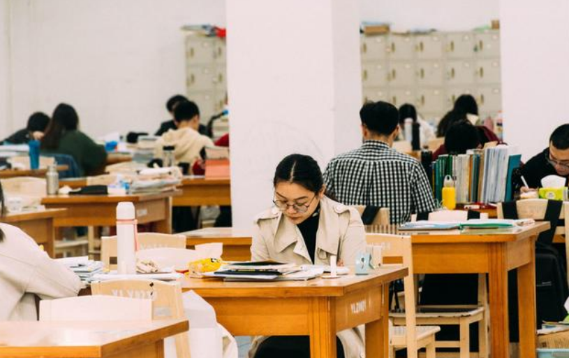 河北工商大学（还没毕业大学没了）