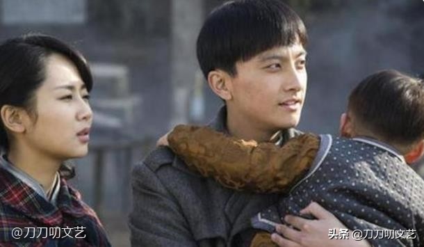 《家有儿女》12位小演员，有人没戏拍、有人红得发紫，对比太唏嘘