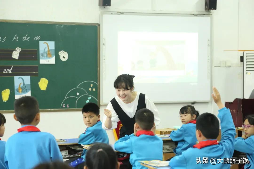 随州市外国语学校：课堂展风采 教研促成长