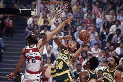 nba超音速哪些人（NBA超音速队史8大球星，雷阿伦仅排第7，第5位获得过总决赛MVP）